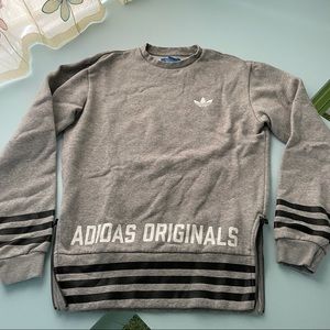 Adidas sweatshirt xs grey